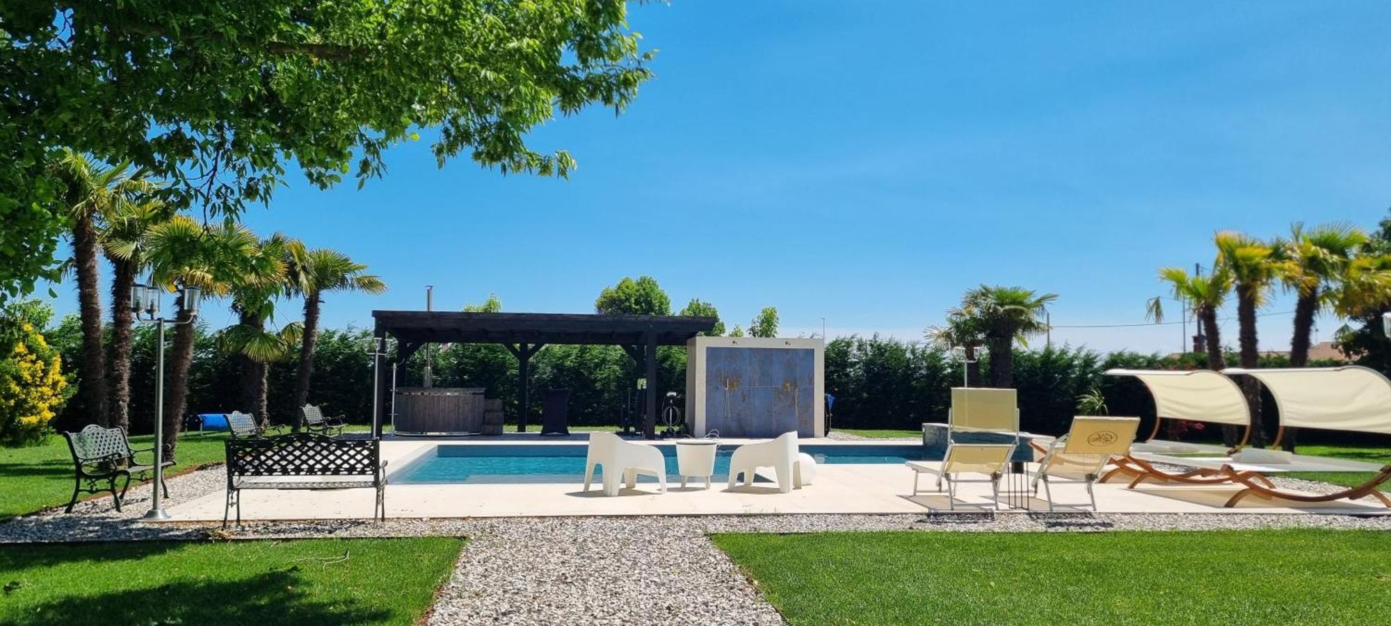 Apartamento Casakadd002Luxuryheated Pool Garden Patio Barbeque Cive Exterior foto