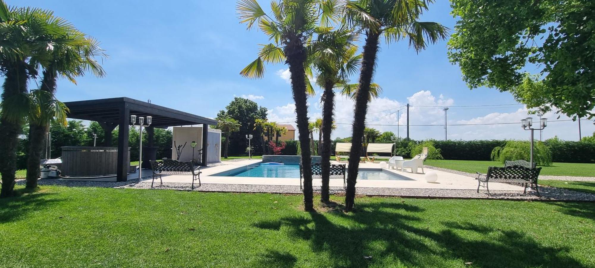 Apartamento Casakadd002Luxuryheated Pool Garden Patio Barbeque Cive Exterior foto