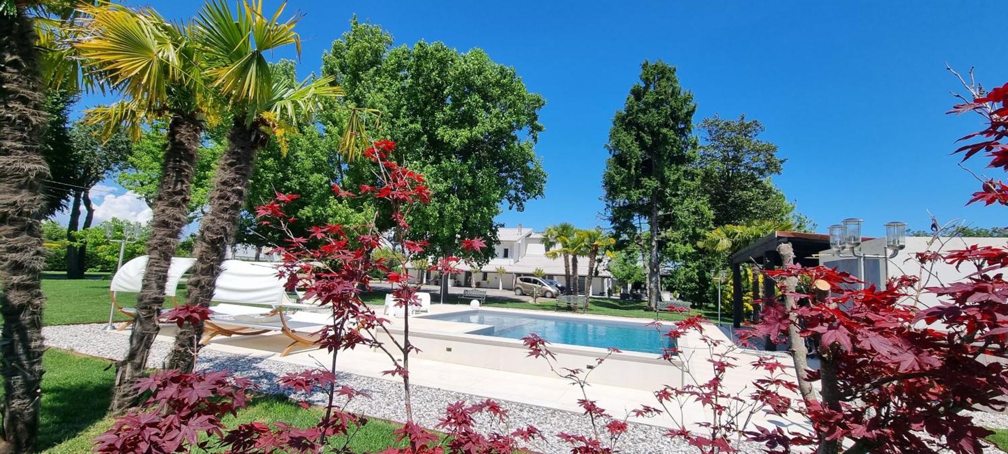Apartamento Casakadd002Luxuryheated Pool Garden Patio Barbeque Cive Exterior foto